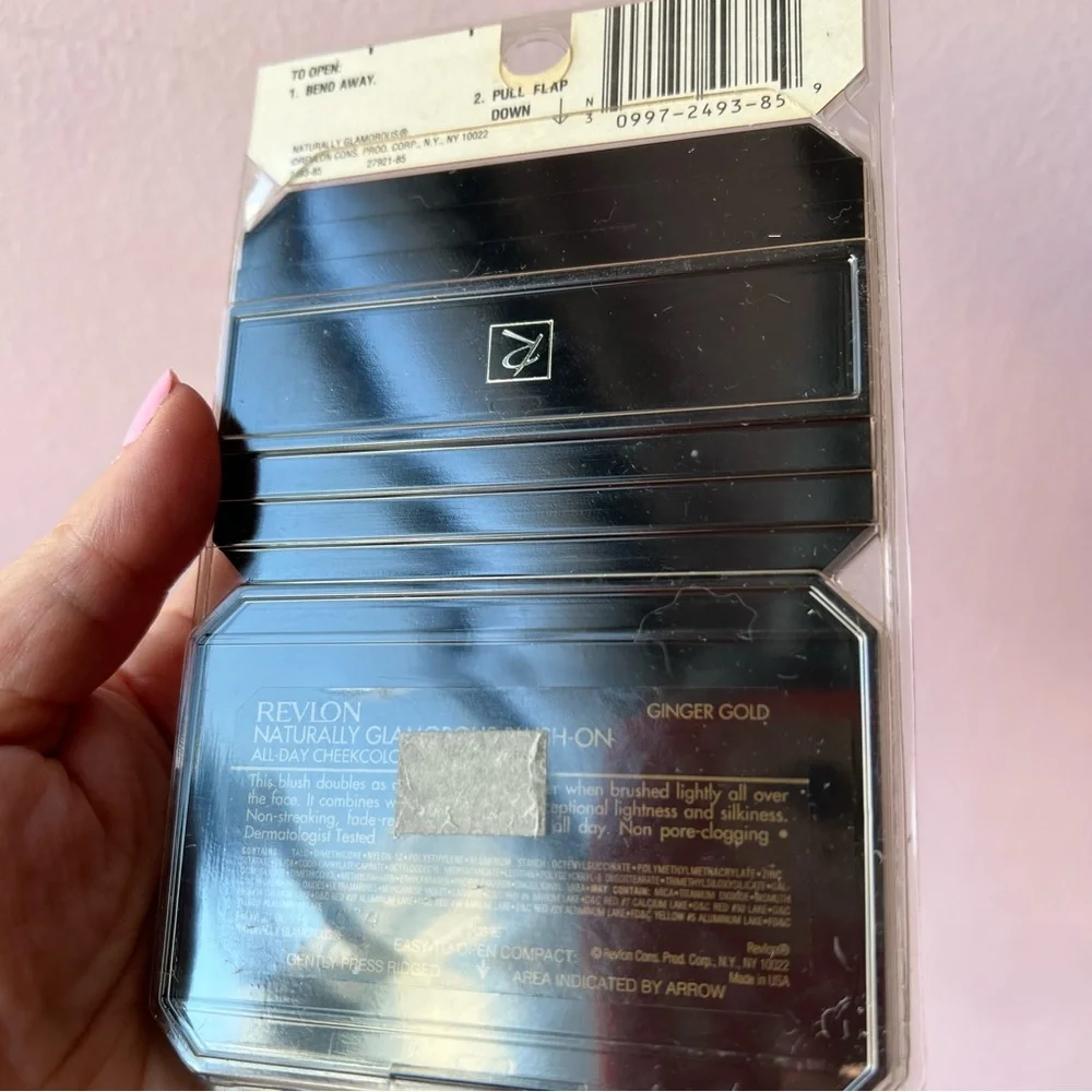 “New Old stock” vintage Discontinued Revlon blush BN sealed